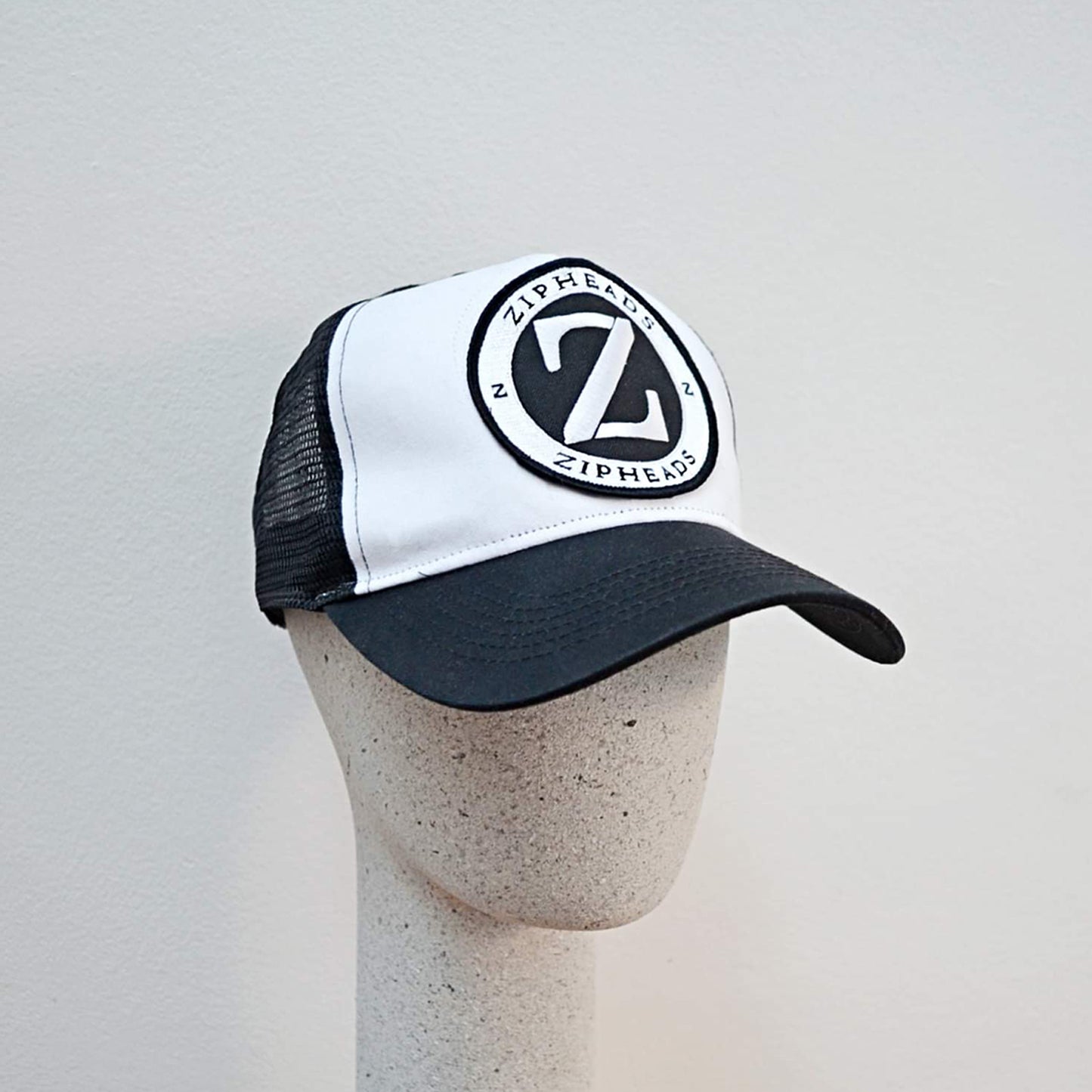 'Z' logo Trucker Cap